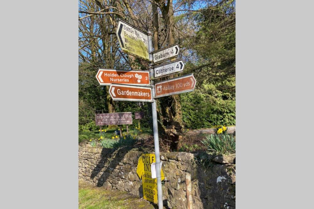 Sawley In The Forest Of Bowland - Cosy Cottage. 克利夫罗 外观 照片